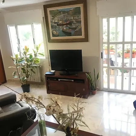 Don Antonio Y Carmen Homestay